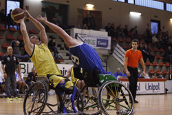 Una partita di basket